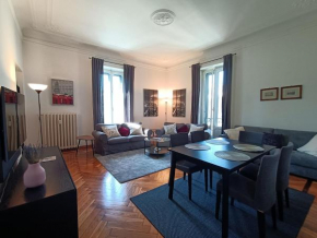 SAHI - Residenza Corso Italia tre camere, due bagni e un salone Milano
